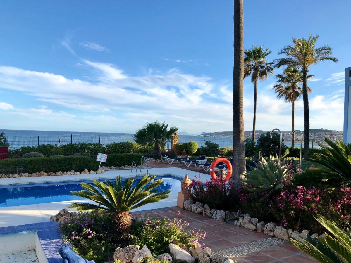 La Perla De La Bahia, Urbanizacion Gran Lujo Lägenhet Bahia de Casares Exteriör bild